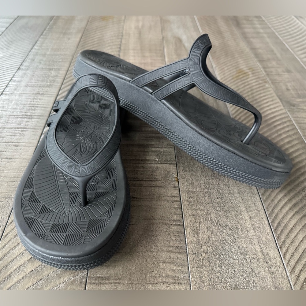 Sanuk Sunshine Black Flip Flop Sandals Women's Size 9 - Picture 2 of 12